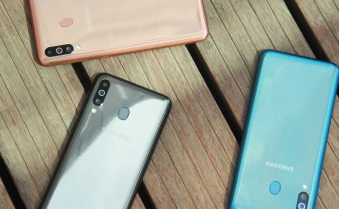 Samsung представила бюджетный смартфон с большим аккумулятором Galaxy A40s