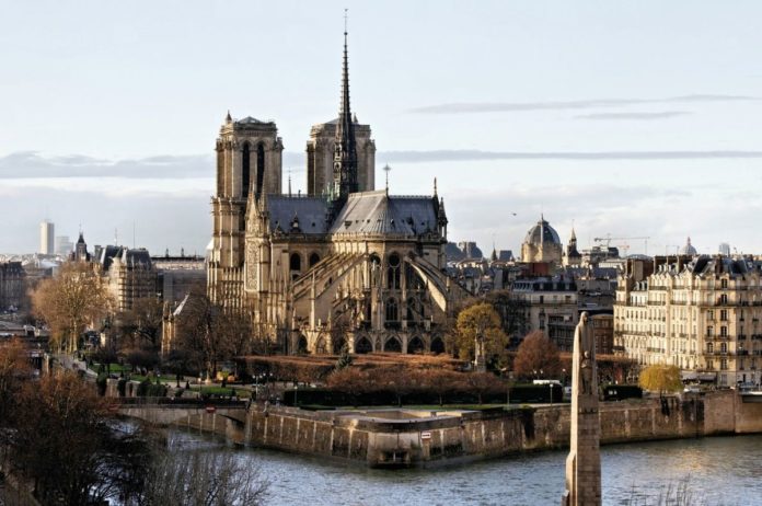 Собор Парижской Богоматери смогут восстановить по цифровой 3D-копии